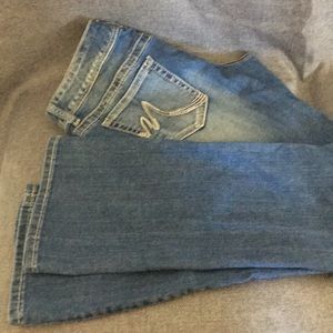 Maurice’s Jeans